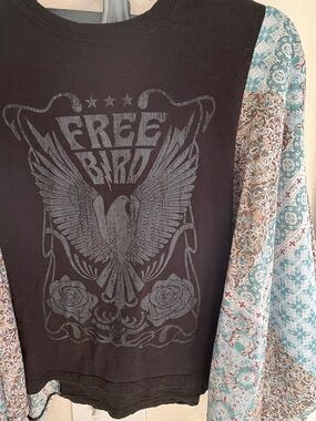 Women’s Black 'Free Bird' Graphic Tunic with Teal Patterned Sleeves